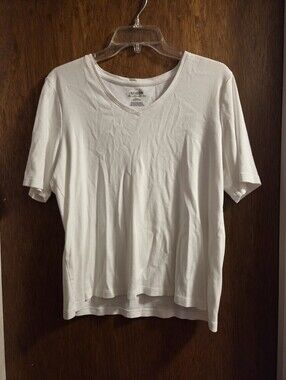 Chicos White V-Neck Short Sleeve Tee Size 2 (12)